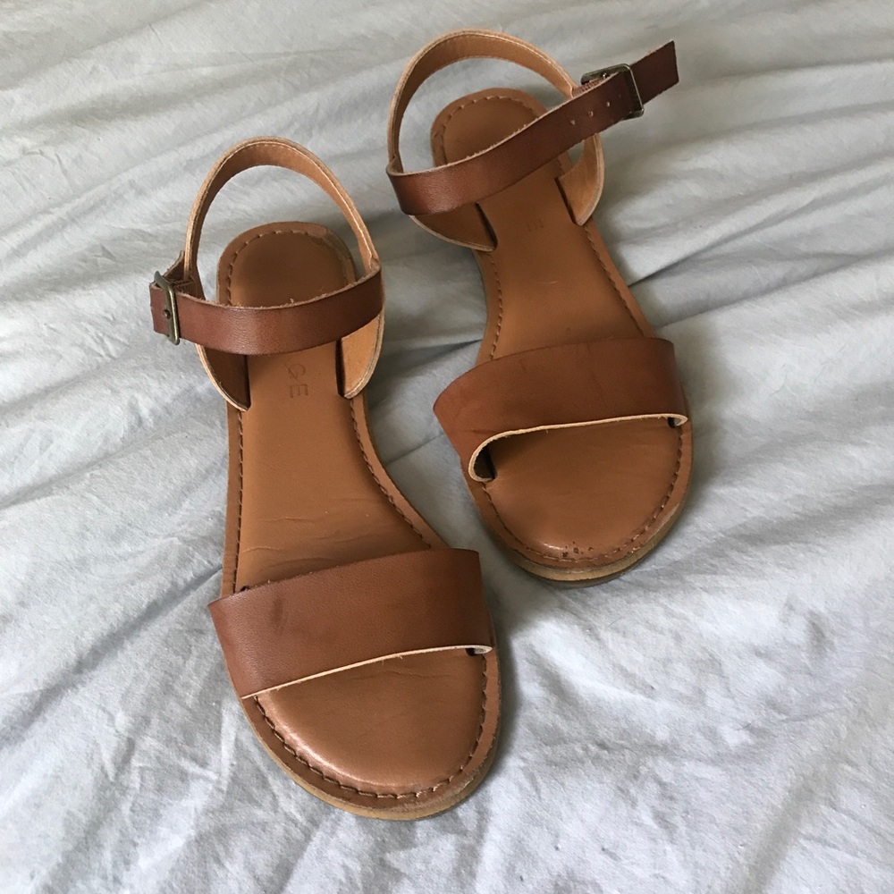 Tan Pleather Sandals